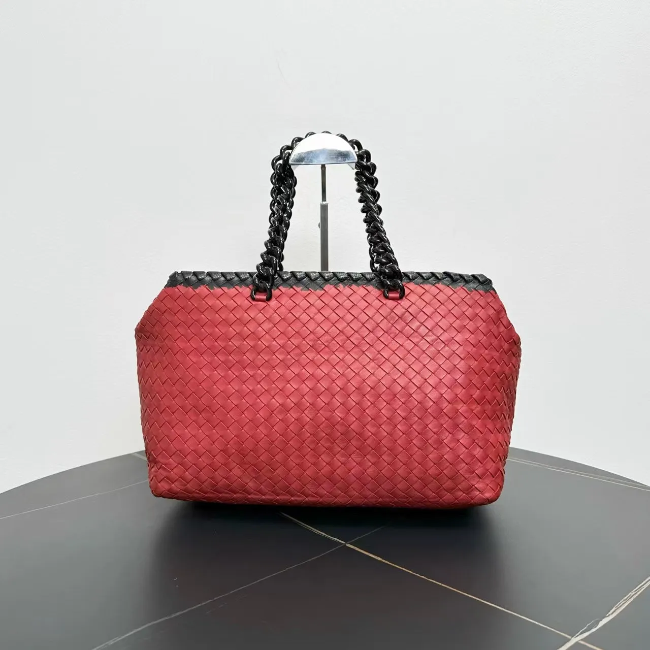 Bottega Veneta Intrecciato Red Black Leather Tote Bag Large