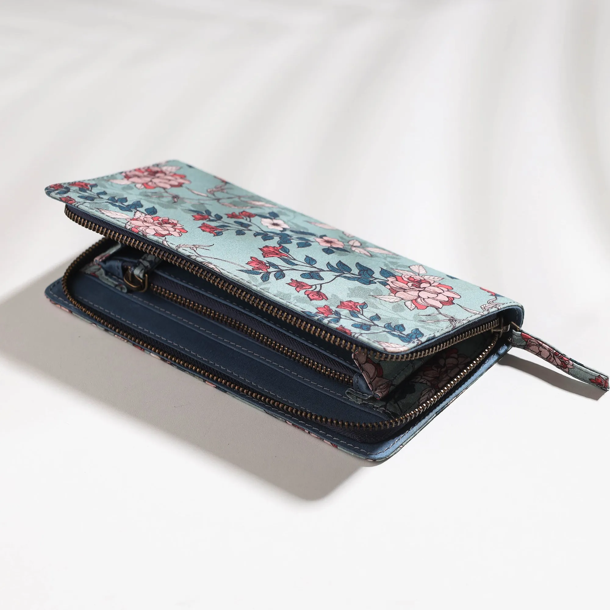 Green - Floral Printed Handcrafted Wallet