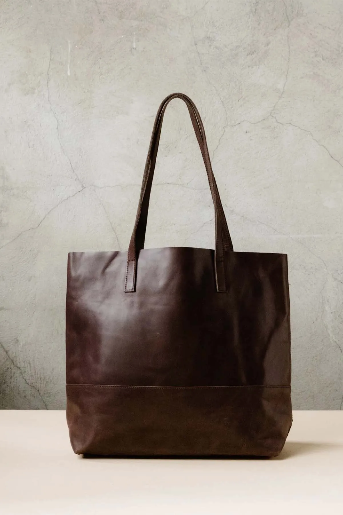 MAMUYE CLASSIC TOTE by Able